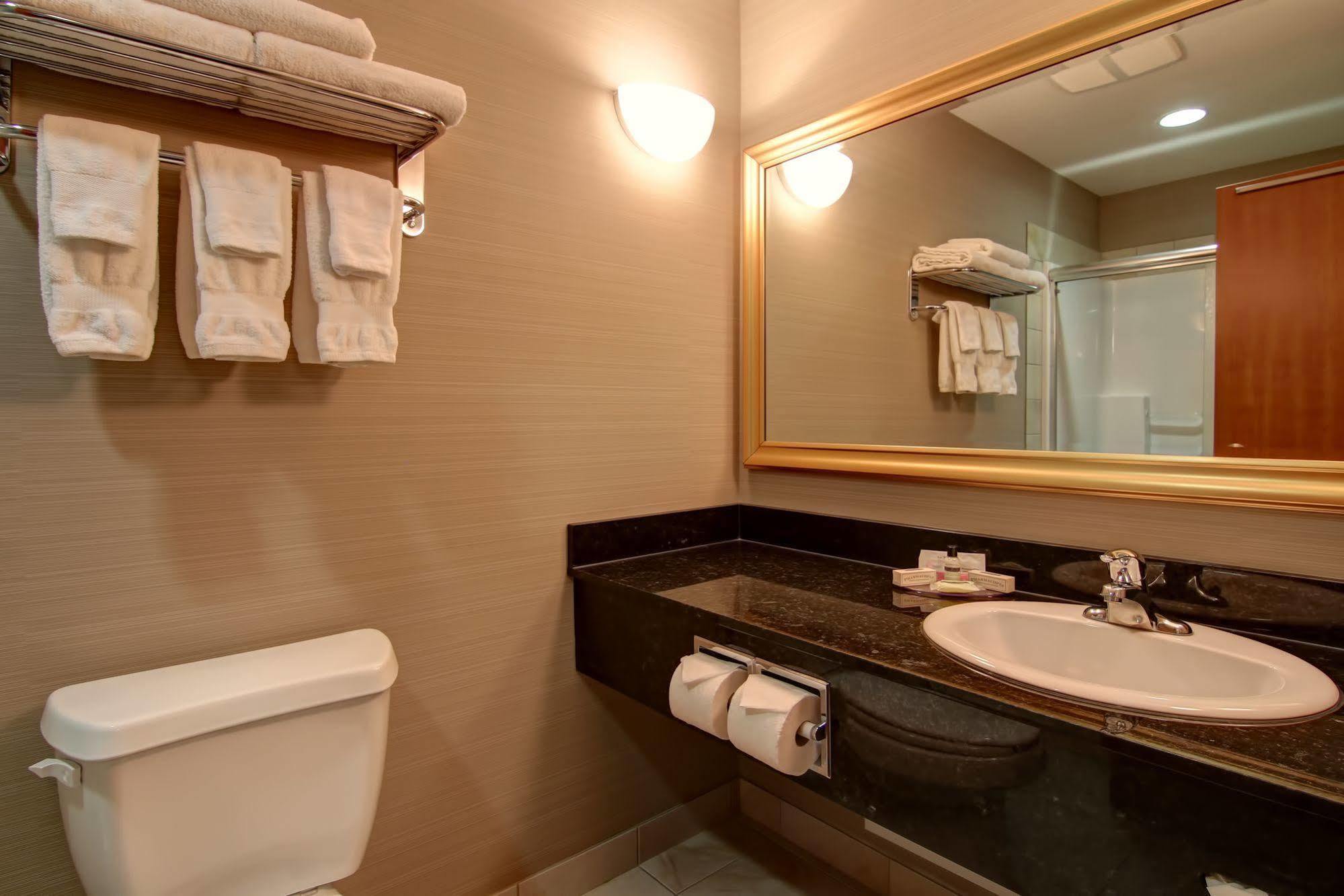 Canalta Hotel Shaunavon Esterno foto