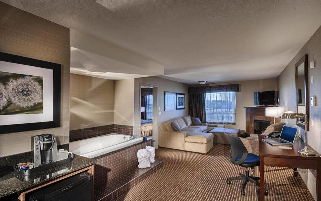 Canalta Hotel Shaunavon Esterno foto